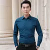 Herrklänningskjortor långärmad solid män klädmode 2023 Autumn Business Formal Wear Slim Fit Camisa Masculina blus Tops W498