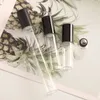 香水ボトル50pcs/lot 1ml 2ml 3ml 5ml 10ml香水ガラスロールメタルボールブラウンローラーエッセンシャルオイルバイアル薄い230323