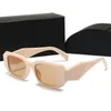 مصمم الأزياء النظارات الشمسية النظارات الكلاسيكية نظارات في الهواء الطلق للجنسين نظارات شمسية للرجال والنساء 7 ألوان اختيارية مثلثة التوقيع مع صندوق