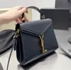Дизайнер Cassandra средняя ручка сумка в Grain de Poudre Fashion Solid Color Высококачественный одно плечо мешок для кросс -куча кожаная сумка для плеча