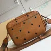 Designad berömd kameraväska vävd axelband handväskor modestil tryckning axlar väska Kvinnor klassiker Cross Body Bag Clutch Totes Hobo Purs Wallet