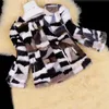 Women's Fur Faux 2023 وصول حقيقي حقيقي Mink التصميم القصير معطف مزيج الألوان الطبيعية سترة JN520