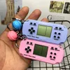 Favorias de partidos Retro Game Electronic Game Console embutido 26 jogos Video Video Game Game Players Toys Christmas Kids Gifts Com Keychain