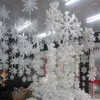 Décorations de Noël 30pcs Ornement Blanc Flocons De Neige 15-22cm En Plastique Flocon De Neige Arbre Fenêtre Pour La Maison DIY