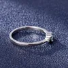 Imitacja Topaz Blue Heart Cyrron Pierścienie dla kobiet biżuteria z kryształowym zaangażowaniem ślubu cienki pierścień