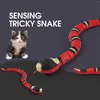 Cat Toys 3D Cats Snake Toy USB Moving Kitten Puppy Interactive Kids Halloween Prank Crawler Novelty Roliga födelsedagspresenter