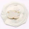 20estilo charme marca dupla carta designer broche de alta qualidade mulheres cristal strass pérola pinos festa de casamento jóias de metal 23ss novo estilo