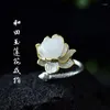 Anillos de racimo y Tian Yu Lotus Ring S925 Plata con incrustaciones de viento chino Apertura Señora Temperamento de alto grado Personalidad para enviar esposa