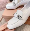 MIUI Chain en cuir en cuir mots de femmes chaussures Chaussures à talons à talons à talons hauts à talons à talons à tête ronde confortable Chaussures de travail de brevet décontracté confortable Miumiuss