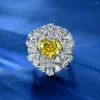 Pierścienie klastra Vinregem 925 Sterling Srebrne Serce 10ct Yellow Sapphire Syntetyczny Pierścień Party Morsanite For Women Dift Drezień