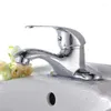 Robinets de lavabo en alliage de zinc et robinet à double trou pour bassin froid