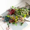 装飾的な花人工偽植物ミニショートブランチフォームベリークリスマスドレスアップフレッシュフルーツデコレーションホームレストラン