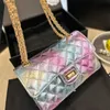 Kanal çantası lüks el çantası flep çanta tasarımcı çanta kadınlar tote torbası deri omuz çanta renkli crossbody cüzdan kare şeritli cüzdan altın toka zincir çanta