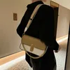 Portemonnees Fashion Women 2023 Nieuwe temperament Solid Color Commuter One Shoulder Crossbody voor Travel Underarm Bag