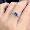 Anillos de racimo Regalo de San Valentín 2023 Estilo de corazón Anillo de moissanita azul 925 Plata 1ct Laboratorio Diamante Mujeres Fiesta de boda Amor Bueno