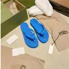 créatrice de mode dames tongs tongs simples slippers de jeunes mocassins chaussures adaptées aux hôtels du printemps et de l'automne
