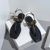 Slippers Chaussures Sandales Metallic Slide Flip Flop For Women Summer Beach Slides Casual Flat Talon Black Square Toe Talons Brand de mariage La marque de mariage peut être personnalisée