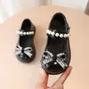 Sneakers Kids Fashion Pearl Bow Knot Pu Leather Princess Shoes For Girls Butterfly Baby 230323