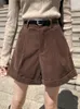 Shorts femminile vellutoy Donne ad alta vita ad alta moda 2023 strumenti sciolti casual invernali per semplici 1 bottone largo 230324