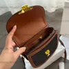 En Kaliteli Gerçek Deri Çanta Kadın Erkek Crossbody Çanta Lüks Çanta Tasarımcısı Moda Kanal Düz Desen Metal kilit Düz cep Cüzdanı Çapraz Vücut Çanta