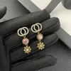 Stud Stud Retro Brand Rose boucles d'oreilles en diamant Rose nouveaux bijoux de mode vent frais texture exagérée boucles d'oreilles en métal créatif bijoux d'oreille