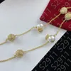 Fashion Necklace Designer Jewelry Luxury V Letter Pendant Crystal Rhinestone Pearl Necklace Golden Chain Women Jewelry