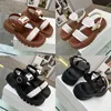 2023 Designer Luxury Classic Roman Buckle Straps Sandaler Kvinnor Äkta läder Metal Buckles Slippers Lady Outdoor Beach Platform Flat Sports Casual Sandal Shoes