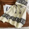 Kvinnors stickor Tees Designer Jacquard Hooded Sweater Autumn/Winter New Offwhite Pocket T-Shirt Top Female Q5W1