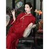 エスニック衣類チニアン中国スタイルのコットンリネンスタンドカラージャックレッドウェディングドレス女性用ファッションヴィンテージチョンサムトースト