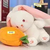 Poupées en peluche 35cm Creative Funny Doll Carrot Bunny Toy Kawaii Rabbit Stuffed Soft Hiding In Strawberry Bag Toys Kids Gift z230323