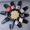 designer sandaler flip flops män kvinnor sandaler skor glida sommar blommor brokad bred platt hala sandaler toffel flip flower blommor bokstäver skor