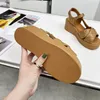 Gewatteerd kanaal luxe designer platform sandalen kalfsleer tweed canvas cross -riem wiggen hoge hakken kleding schoenen enkel buckle wig peep teen muilezel diamantglijbaan