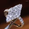 Bröllopsringar Huitan Gorgeous Rhombus Shape Women Ring Dazzling Cubic Zirconia Party Anniversary Female Noble Jewelry Storlek 6-10