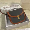 En Kaliteli Gerçek Deri Çanta Kadın Erkek Crossbody Çanta Lüks Çanta Tasarımcısı Moda Kanal Düz Desen Metal kilit Düz cep Cüzdanı Çapraz Vücut Çanta