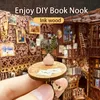 Poppenhuis accessoires CuteBee Diy Book Nook Plank Insert Kit Eternal Bookstore Dollhouse met licht miniatuur huis houten speelgoed model voor volwassen geschenken 230323