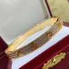 Love Bangl Par Gold Plated Bangle For Woman Designer 16-19cm Armband Set Crystal 18K T0p Kvalitet Högsta motkvalitet Exquisite Gift 001