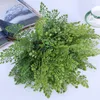 Kwiaty dekoracyjne sztuczna roślina oporna na promieniowanie UV Faux elastyczna szeroko stosowana elegancka aranżacja kwiatowa Zielona łodyga z liśćmi