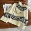 Kvinnors stickor Tees Designer Jacquard Hooded Sweater Autumn/Winter New Offwhite Pocket T-Shirt Top Female Q5W1