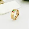 Luxury Fashion Unisex Band Rings Designer Rostfritt stål Letter Ring Bague för kvinnor Män älskare gåvor smycken parti storlek 5-11