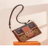Lady Fashion Shoulder Chain Crossbody Flap Bag Hasp Square Fanny Wallets Handbags Tote Purses Wallet Totes Backpack Women Luxurys 2208