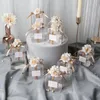 Emballage cadeau Boîte à bonbons transparente transparente avec ruban de fleurs artificielles Souvenirs de mariage pour invités Boîte de chocolats à dragées mates pour baptême 230324