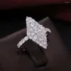 Bröllopsringar Huitan Gorgeous Rhombus Shape Women Ring Dazzling Cubic Zirconia Party Anniversary Female Noble Jewelry Storlek 6-10