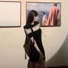 Robes de soirée élégantes femmes noires été Sexy bureau dame manches courtes coréen Chic mode Mini robe 2023