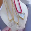 Collane con ciondolo 5 pezzi Collana di perle a forma di cuore con conchiglia alla moda da donna fatta a mano per regalo di gioielli