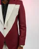 Nuovi Uomini di Arrivo Smoking Bianco Rosso Affari Abiti da uomo Costume Homme Matrimonio Sposo Slim Fit Chaquetas Elegantes Para Hombres 2 Pezzi Set