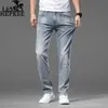 Jeans pour hommes Designer Light Luxury Premium Smoky Grey Slim Fit Droit Casual Pantalon Long Mince CNYY