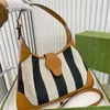 Canvas Bag Axillary Bags F Wallet 2024 Luxurys High Designers Quality Women Handbag Fashion Handväskor Mother Classic Artwork Clutch Cossbady Purse Totes