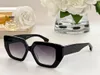 نظارات شمسية للنساء للنساء أحدث الأزياء الأزياء نظارات شمس الرجال Gafas de sol Glass UV400 مع صندوق مطابقة عشوائي 8912
