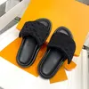 Designer Slides Slifors Sandali di lusso Uomo da donna Scarpe da piscina per cuscine