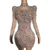 Stage Wear Skinly Ab Rhinestones Crystal Sexy Mesh See através do vestido curto Party Party Evening Celebre Women Women